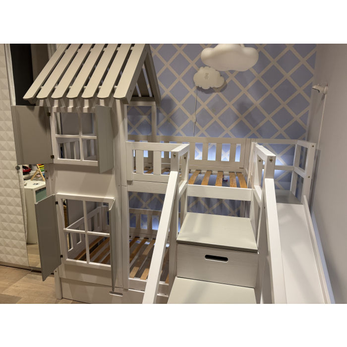 hoogslaper op maat met trap en dak